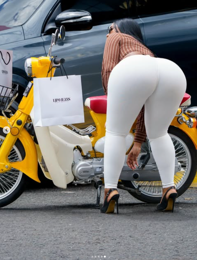 Lipojeans 1